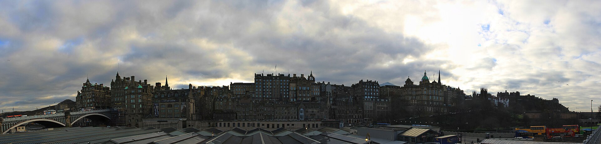 The Royal Mile's closes: the medieval alleys off the main drag.
