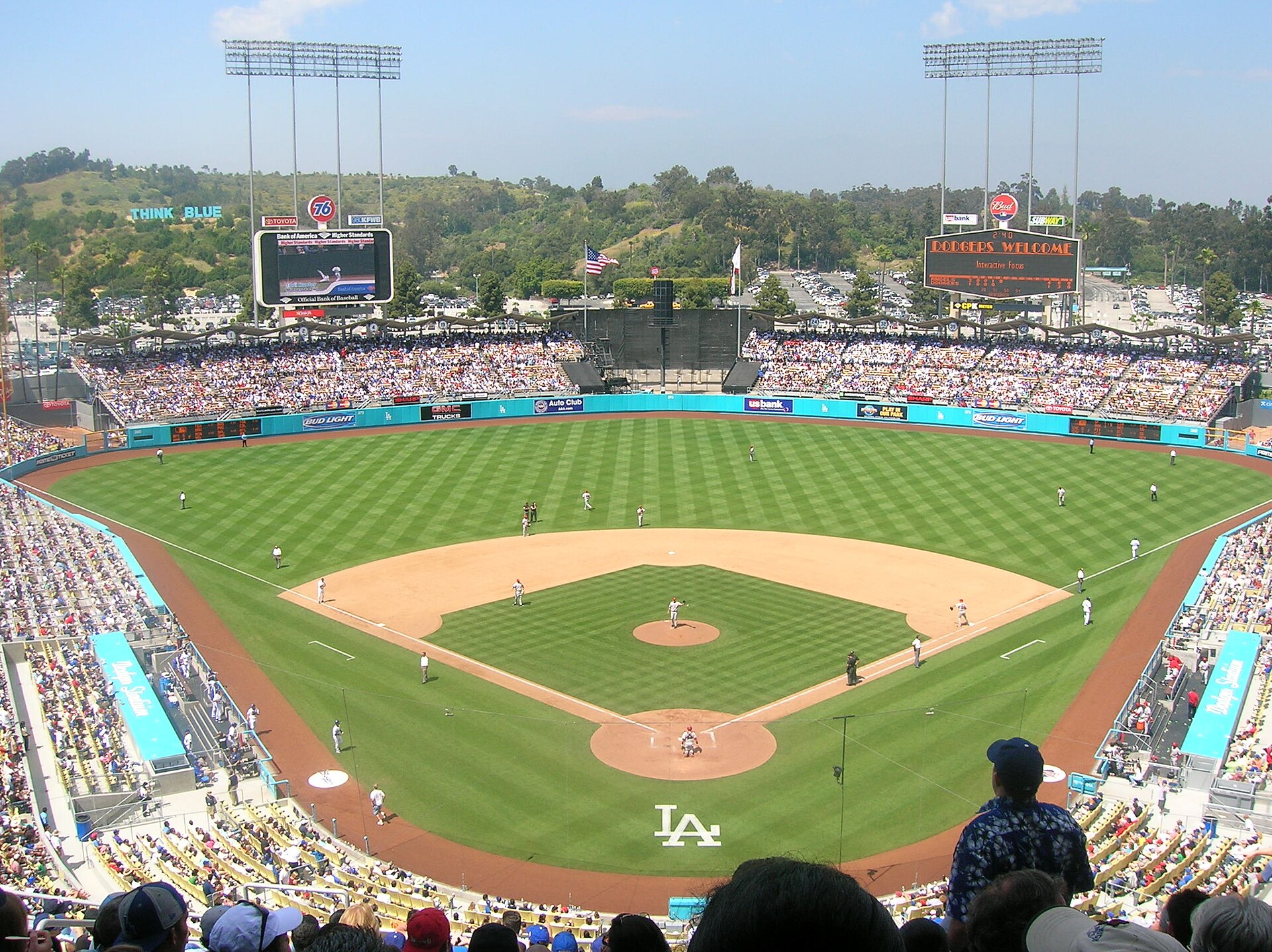 Dodger Stadium: baseball with a view in Los Angeles